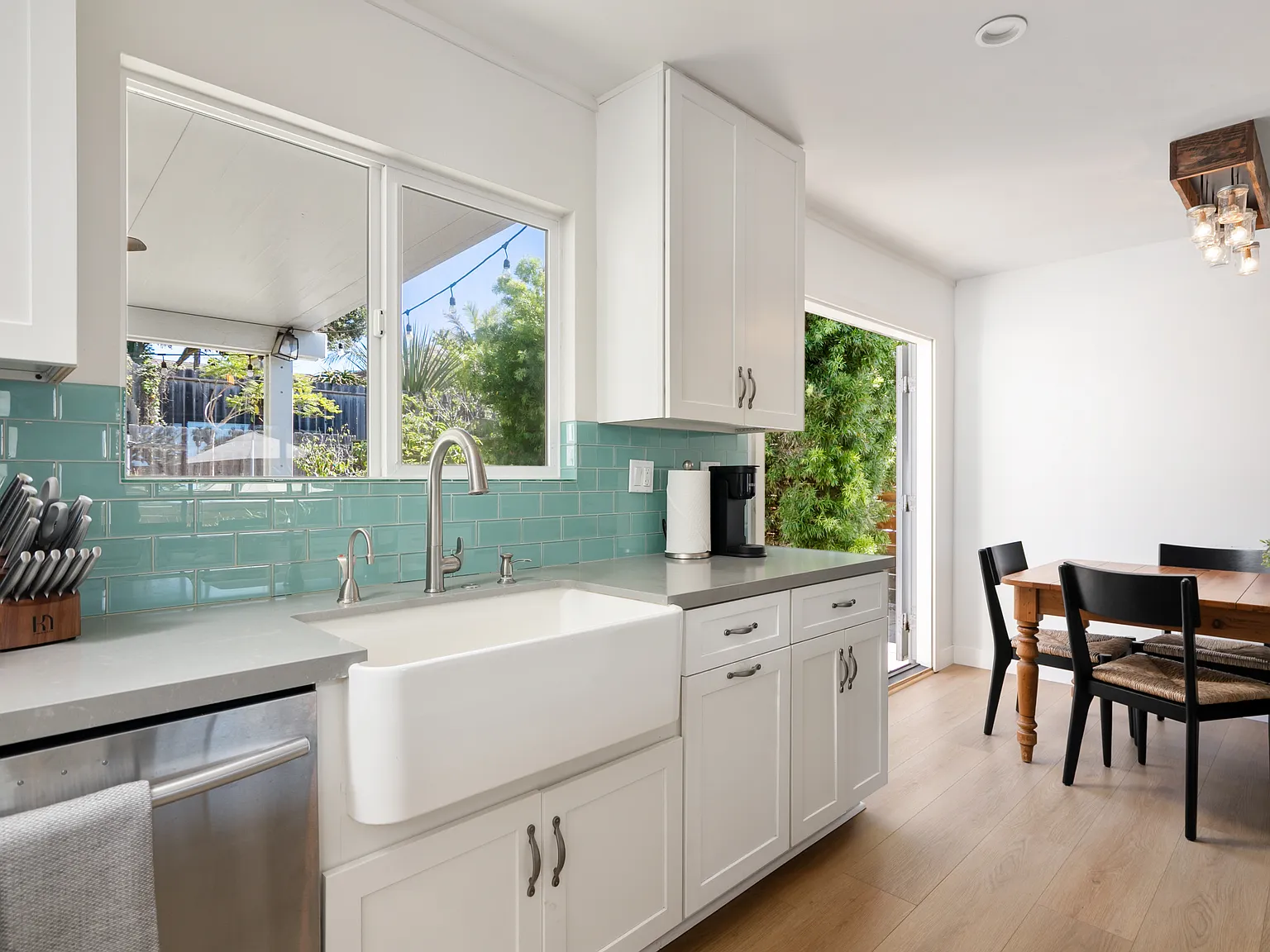 3 bed, 1261 sqft, $9,000 — Photo 3