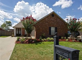 2118 La Cache Dr, Lake Charles, LA 70601