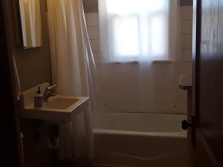 6 Barton Ave SE #4 — Photo 16
