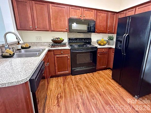 5th image of 8842 Gerren Ct