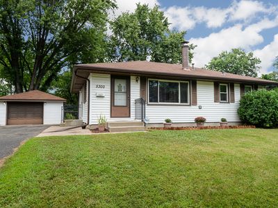 5300 Eleanor Ln, Brooklyn Center, MN, 55429