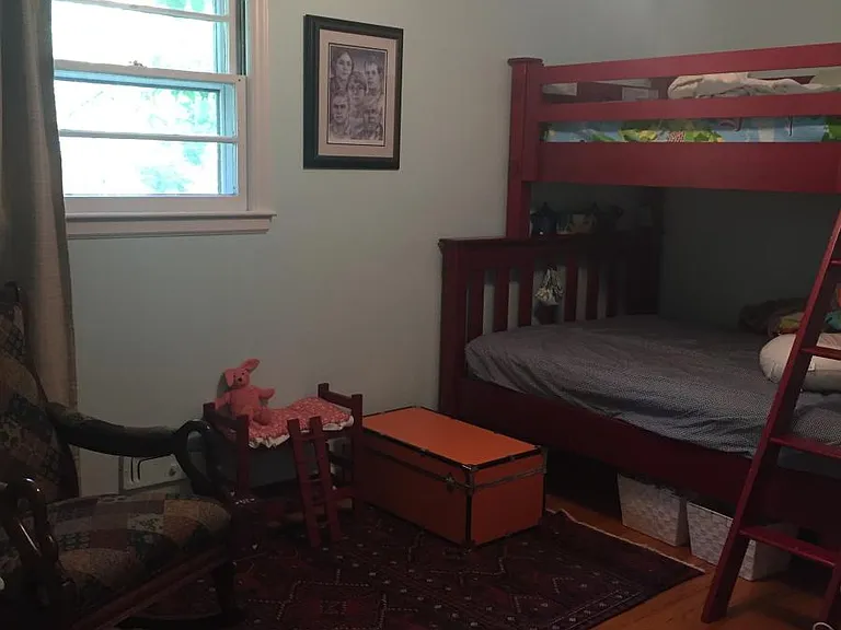 Second bedroom