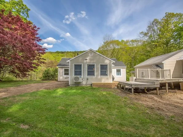 151 N Main St, Sandisfield, MA 01255