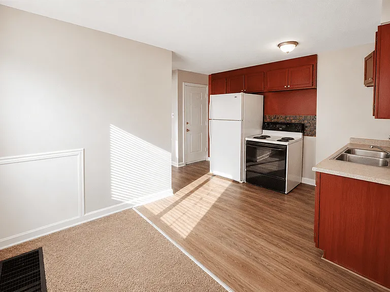 3841 Carroll Ave #3 — Photo 2
