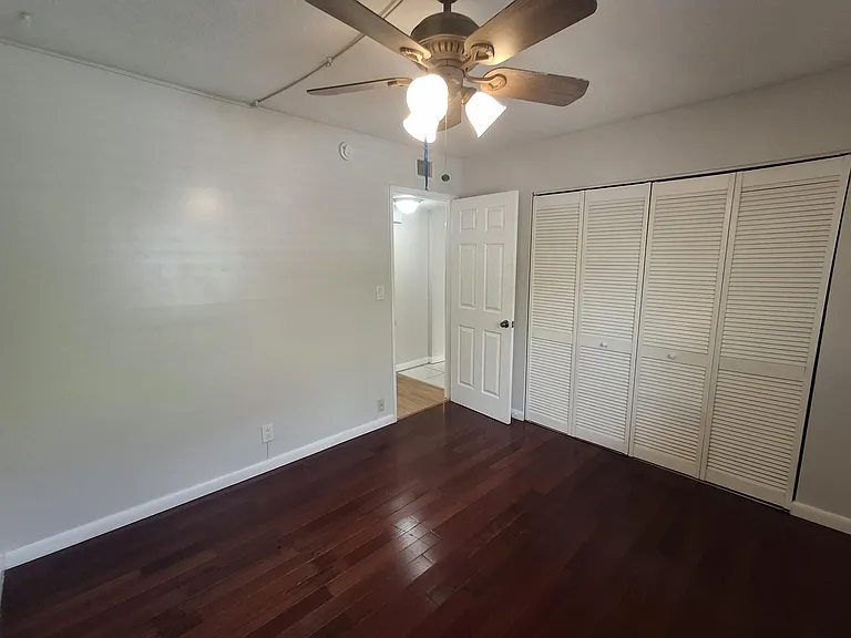 512 Gardens Dr #103 — Photo 9