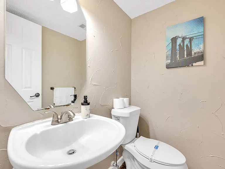 10304 Concord Dr — Photo 11