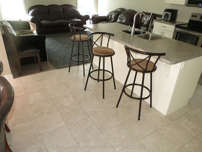 204 Peach Tree Blvd #MAIN LEVEL — Photo 11