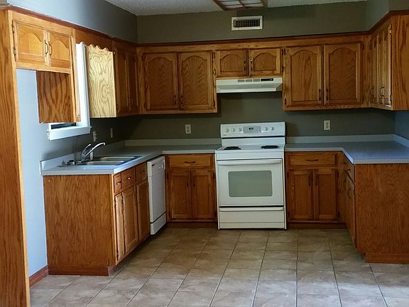 5th image of 57 Northview Dr