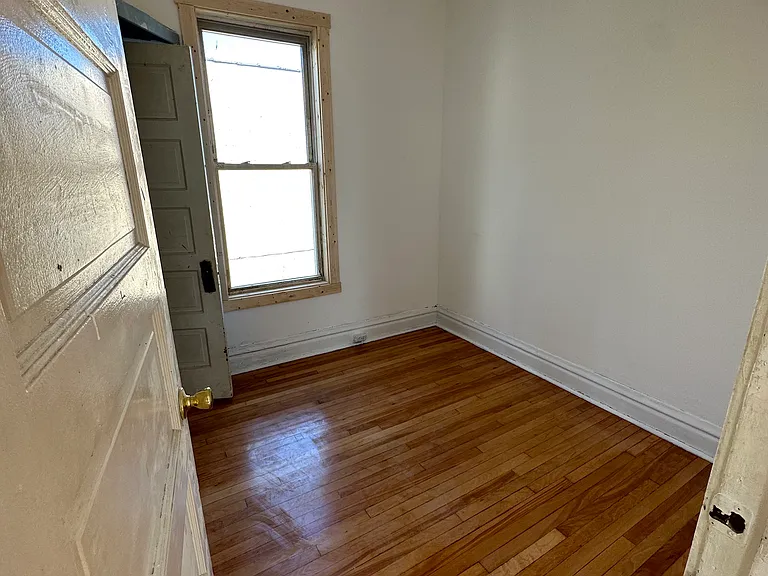 3654 W Schubert Ave #2 — Photo 4