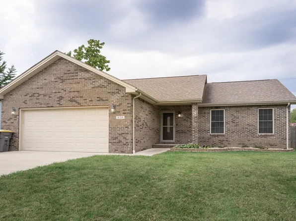 828 Phillips Ln, Seymour, IN 47274