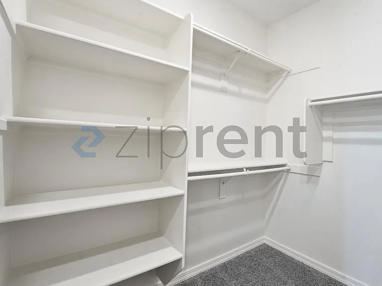 2313 N 195th Dr — Photo 32