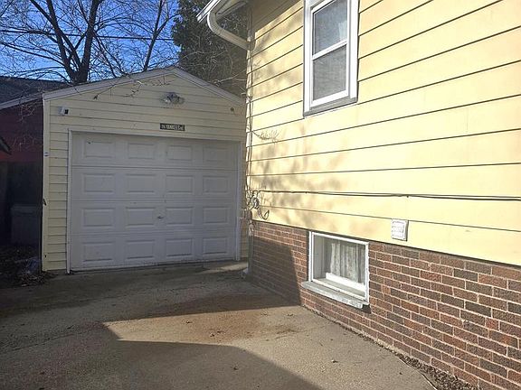 2nd image of 1007 71st STREET