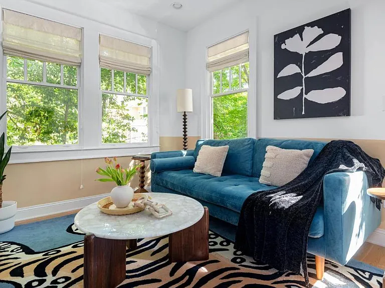 1054 Euclid Ave NE #CH — Photo 4
