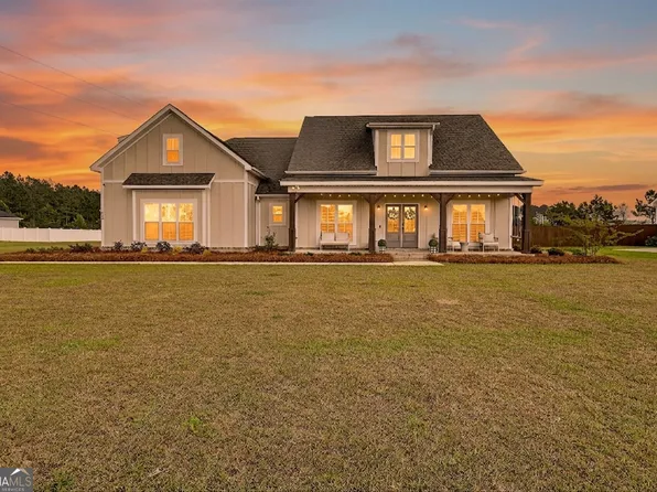 320 Firethorne Dr, Brooklet, GA 30415