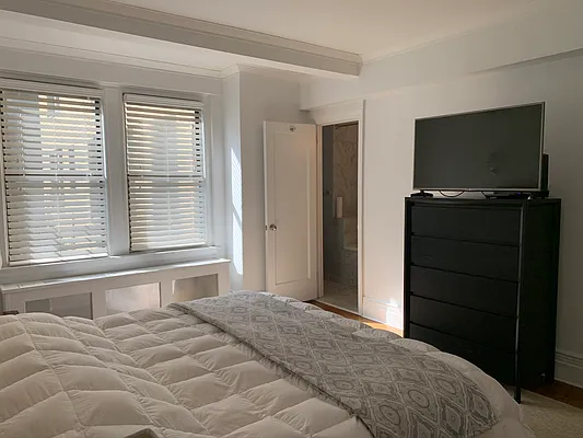 Rented by Oxford Property Group | media 44