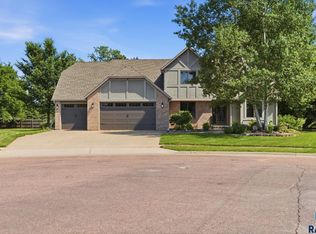 6709 W 32nd St, Sioux Falls, SD 57106