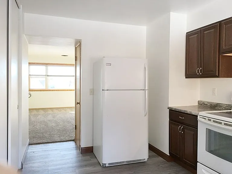 509 11th Avenue NE 4-Plex in Residential Neighborhood — Photo 18