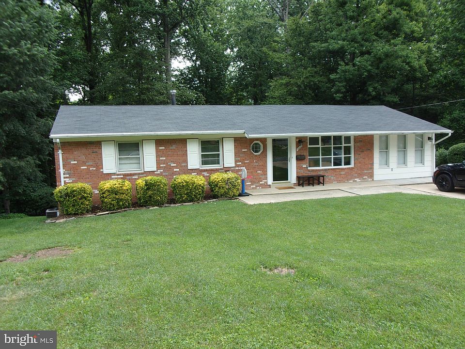 1st image of 4431 Rockcrest Dr