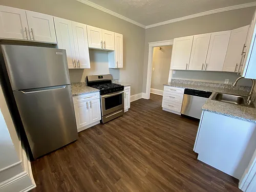 Floor plan Renovated 2 BR -or- 1 BR with Den