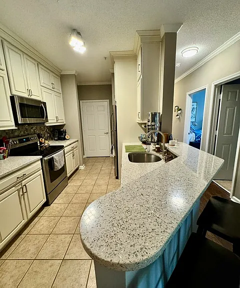 45 Sycamore Ave #521 — Photo 4