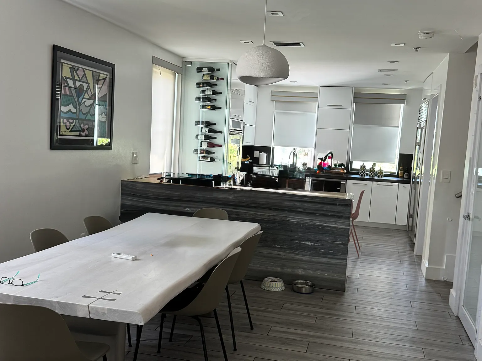 5 bed, 2624 sqft, $10,500 — Photo 1