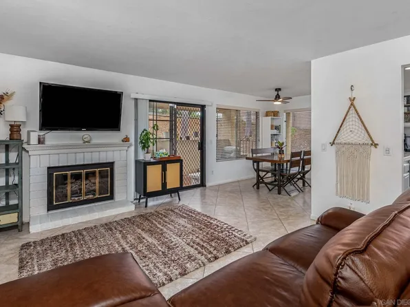 1146 Grape St, San Marcos, CA 92069