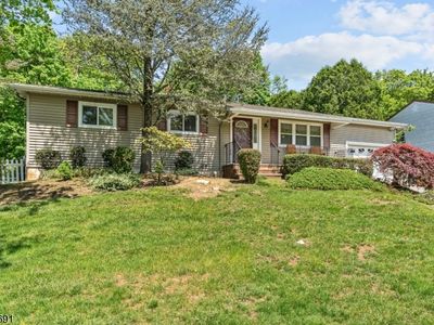 6 Rosemont Rd, Oak Ridge, NJ, 07438