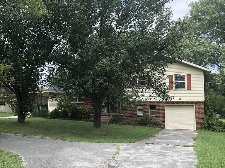 967 Ford Chapel Rd — Photo 17