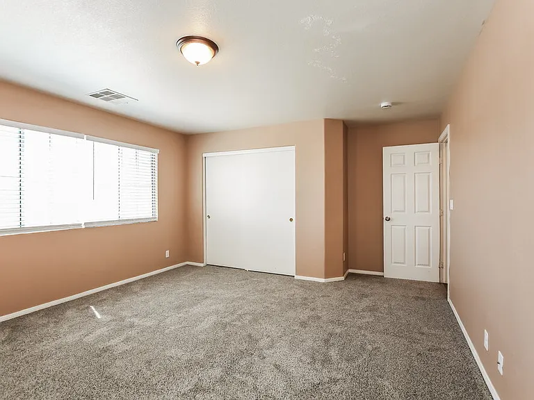 1728 Evening Bluff Pl — Photo 14