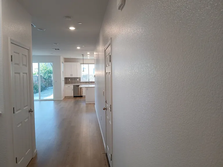 938 Fruit Stand Cir — Photo 3