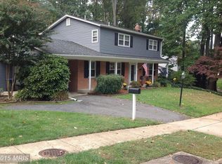 8707 Bridle Wood Dr, Springfield, VA 22152