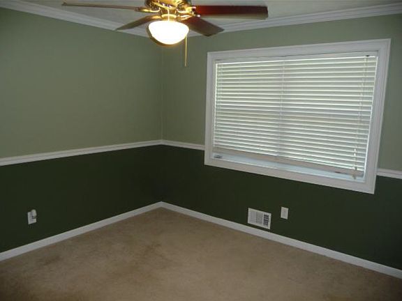 5th image of 2925 Tara Woods Dr