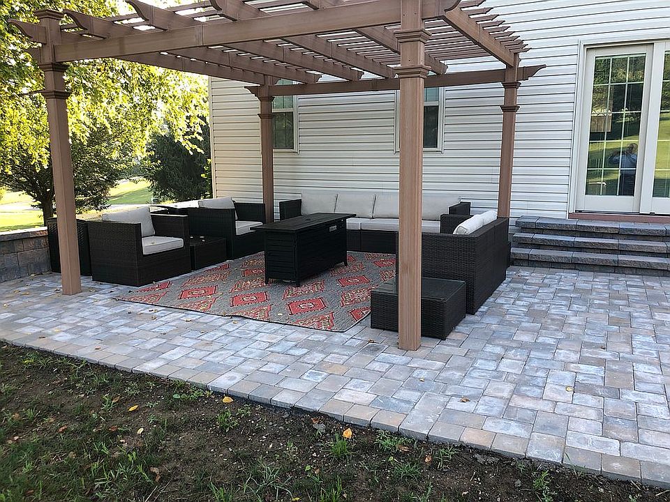 2nd image of 282 Coldiron Dr
