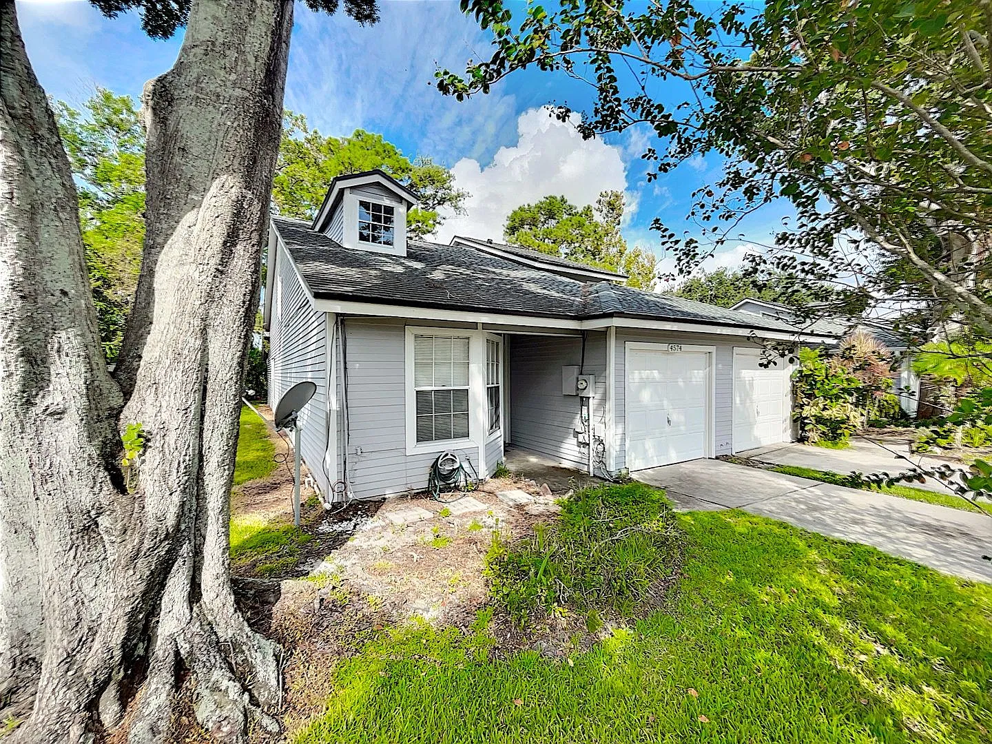 Beautiful Villa in the Conway Area 2/2 plus a Loft — Photo 1