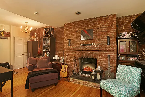 Rented by Corcoran | media 14