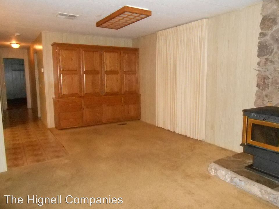 2nd image of 13890 Cascade Dr