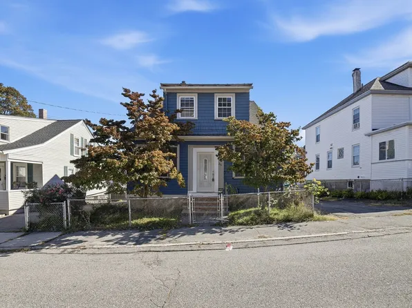 36 Putnam Ave, Lowell, MA 01851