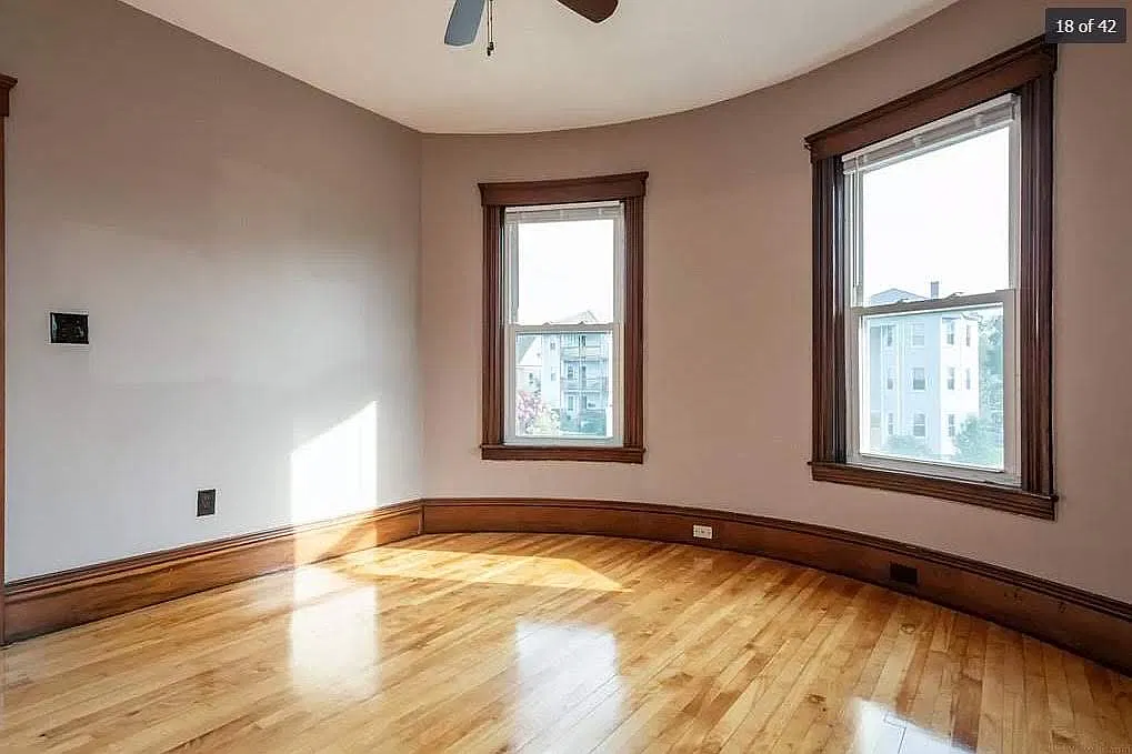2 bed, 1.0 bath, $1,950 — Photo 3