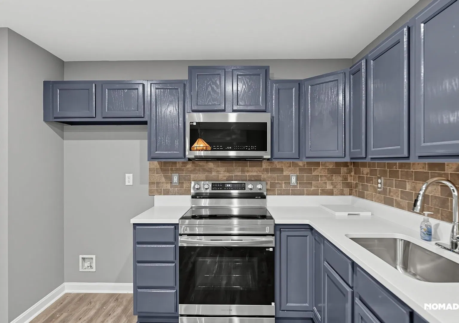 Spacious 4BR House in Baltimore — Photo 3