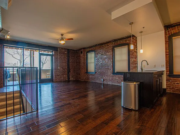 1115 S 10th St APT 10, Omaha, NE 68108