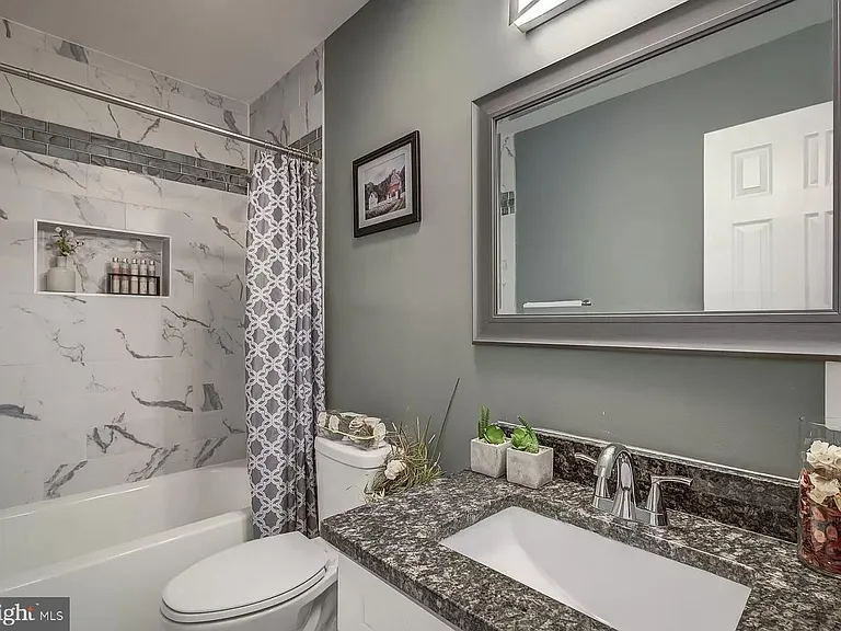 14822 Bryan Ct — Photo 10