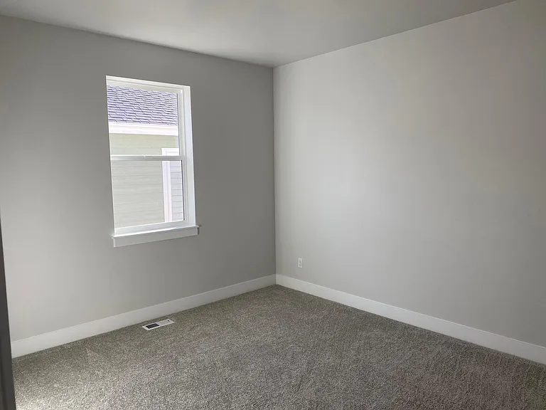 10717 Engelmann Ave — Photo 13