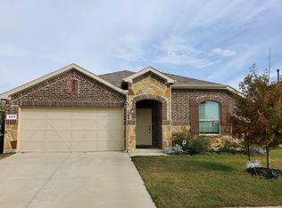 4504 Hiddenite Rd, Aubrey, TX 76227