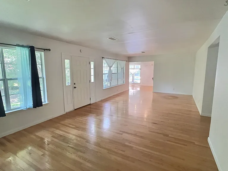 6509 Shore Dr — Photo 5