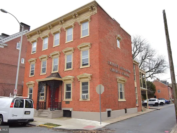 222 Spring Garden St, Easton, PA 18042