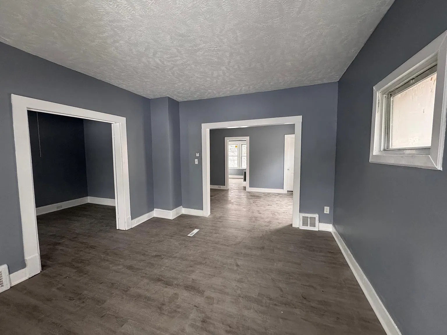 3438 E 121 — Photo 4