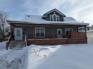 10 Argyle St, Campbellton, NB E3N1G4