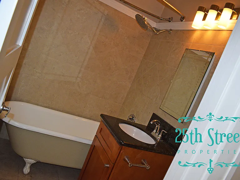 801 F St #9 — Photo 5