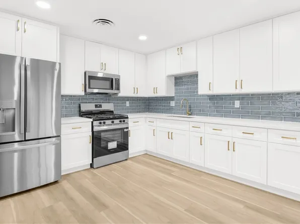 2805 Sandy Ln, Las Vegas, NV 89115