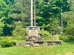 26 High Meadow Trl, Frankfort, MI 49635